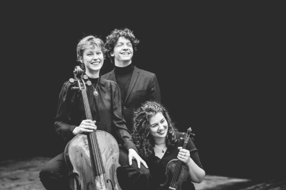 Doro Piano Trio